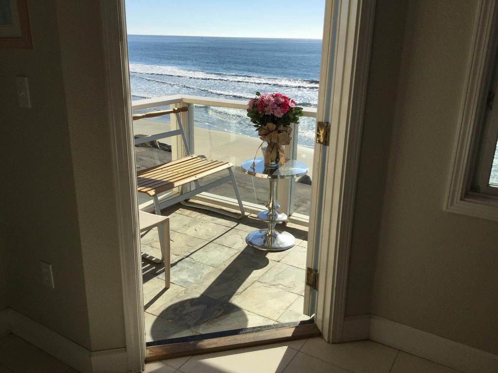 The Oceanfront Stay On Miramarbeach Hmb El Granada Exterior photo